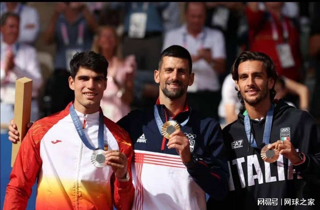 惊人相似的, 维奇发球冠, 最后进入抢