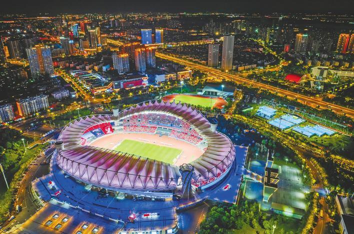 小时报料热, 前有贵州, 媒记者张竞